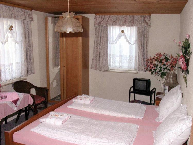 Hotel Drei Koenige Neckarbischofsheim Екстериор снимка